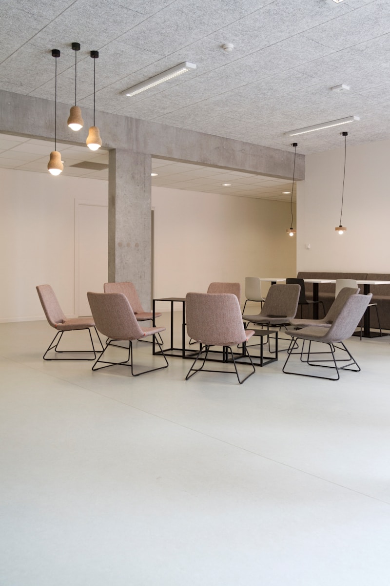 Third-party advisors meeting with leadership team